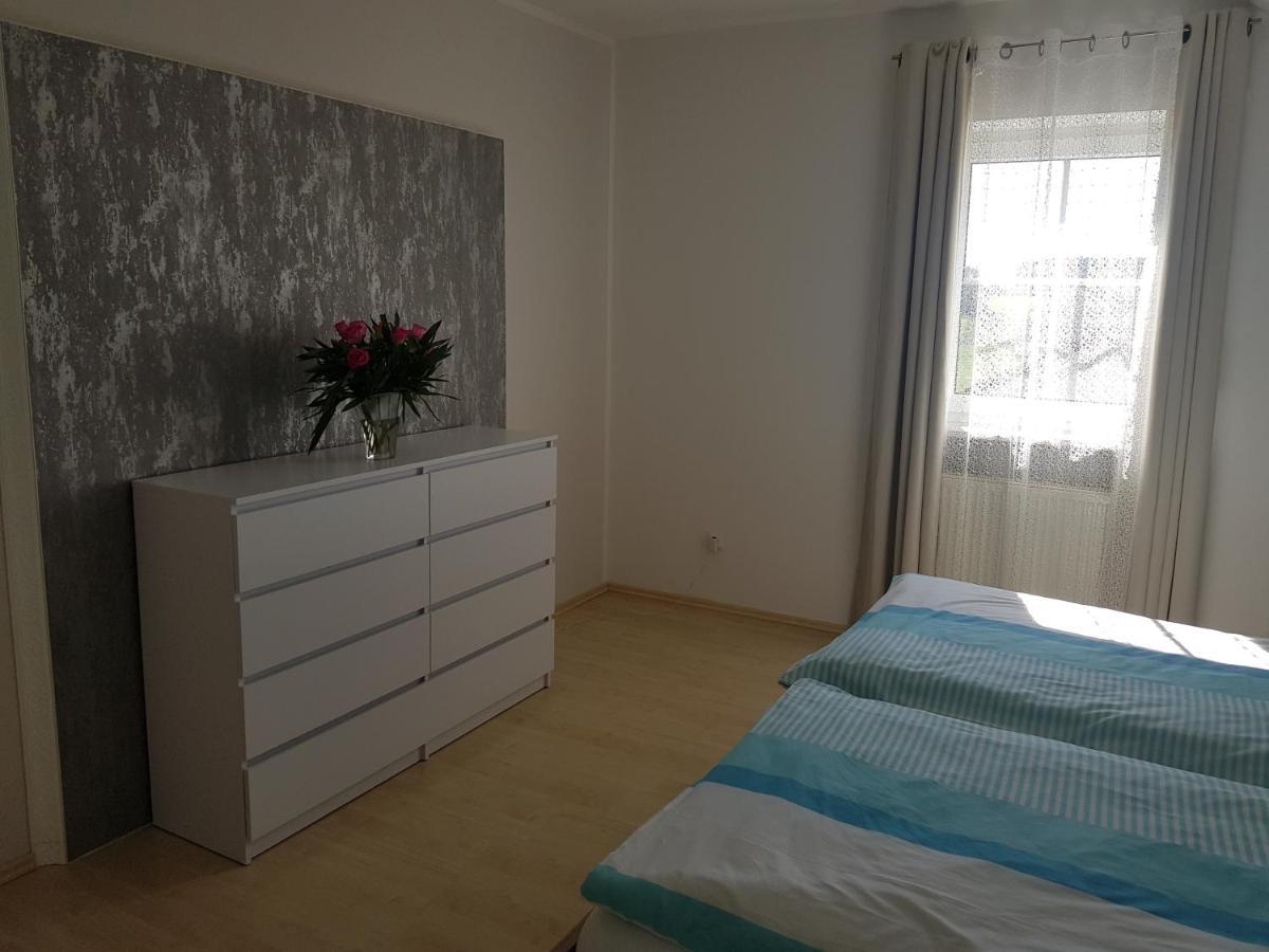 Ferienwohnung Toni Mit Balkon Und Garten Pemfling Luaran gambar
